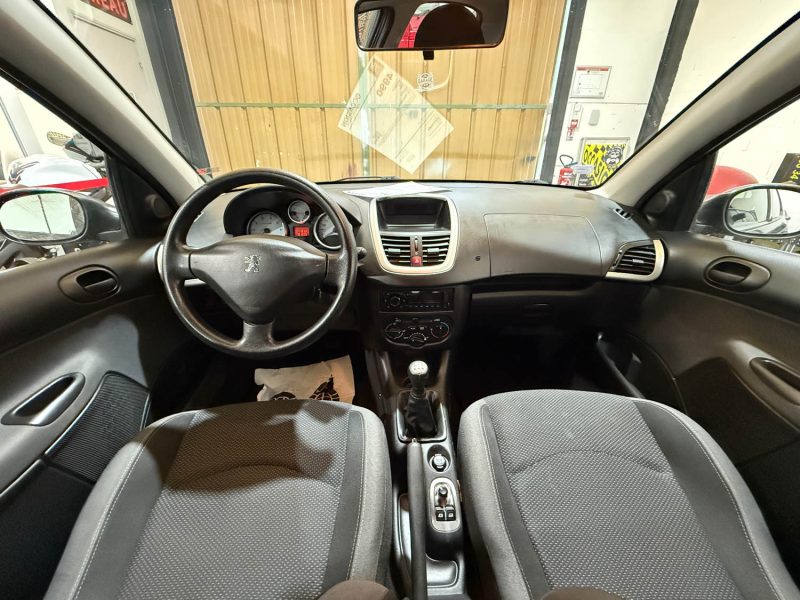 PEUGEOT 206+ 1.4I 75CH ACTIVE 