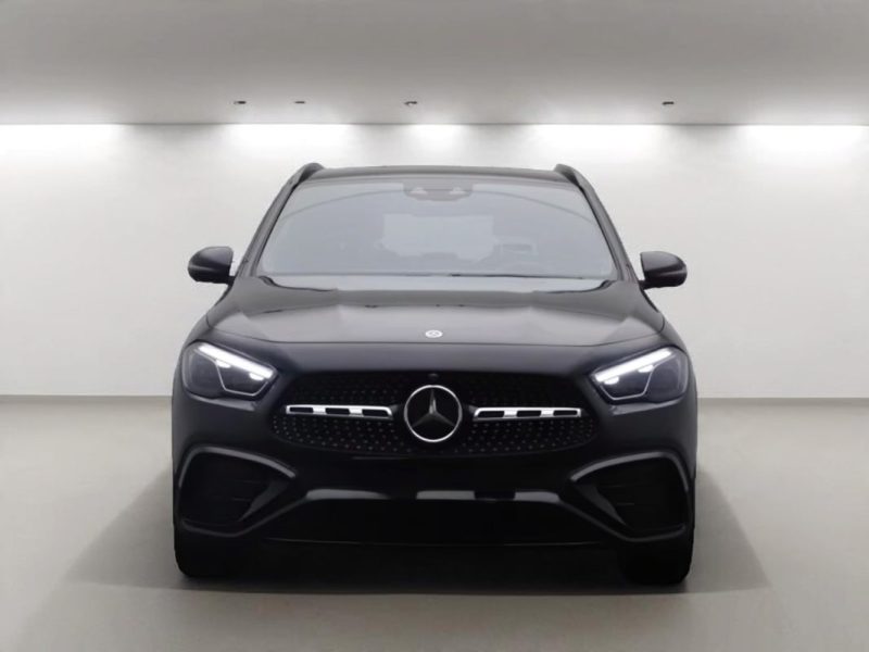 MERCEDES GLA 250 AMG LINE 4MATIC