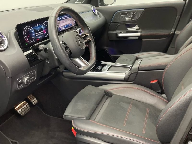 MERCEDES GLA 250 AMG LINE 4MATIC