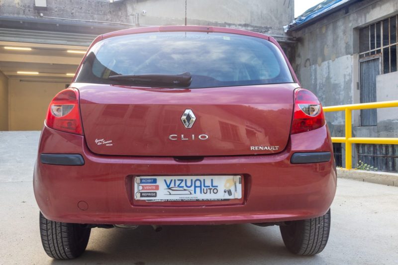 RENAULT CLIO III 1.4 16V 2005