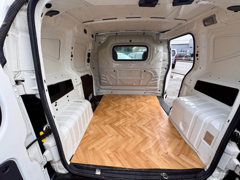 PEUGEOT BIPPER 
