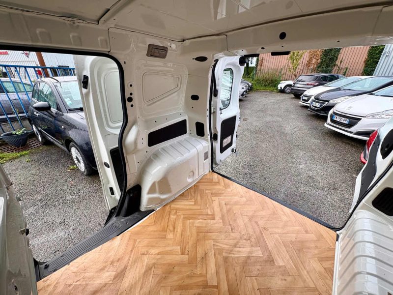 PEUGEOT BIPPER 