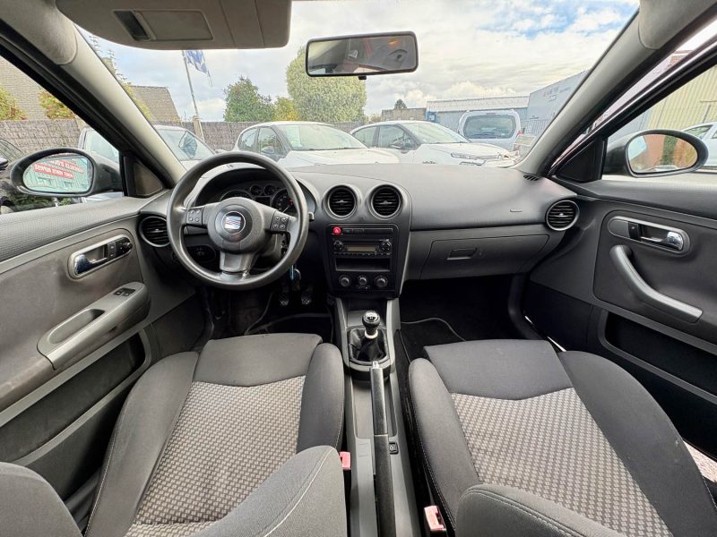 SEAT IBIZA 