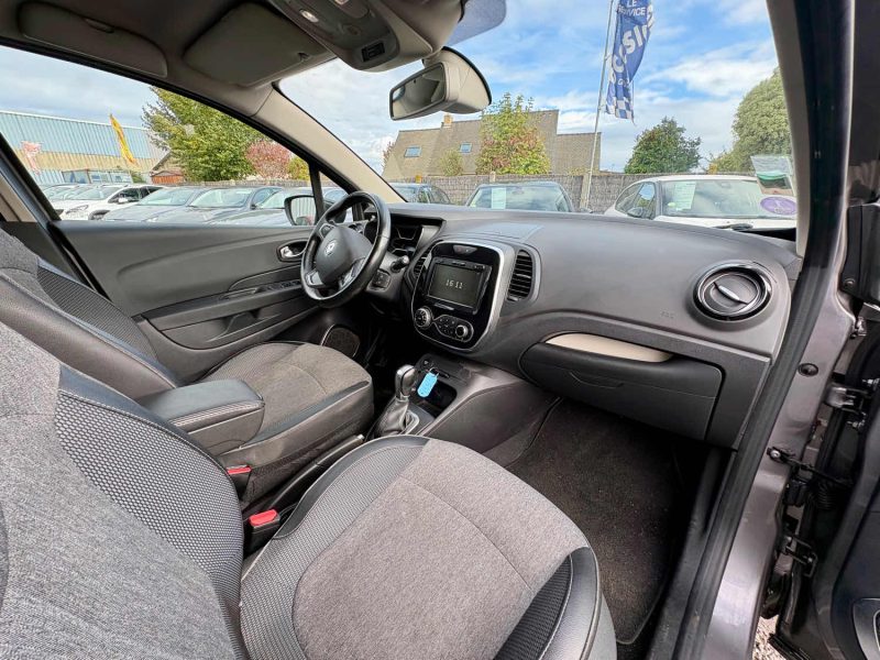 RENAULT CAPTUR 