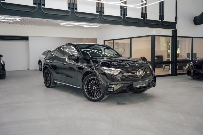 MERCEDES GLC COUPE AMG LINE 220D 4 MATIC /FULL OPTION/