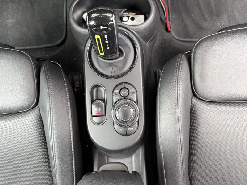 Mini Mini Cooper SE 184ch - PACK BLACK - 2emes mains - ENTRETIEN COMPLET