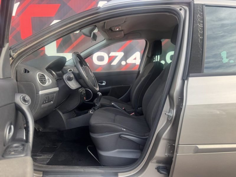 RENAULT CLIO III GRANDTOUR 1.2 16V 2009