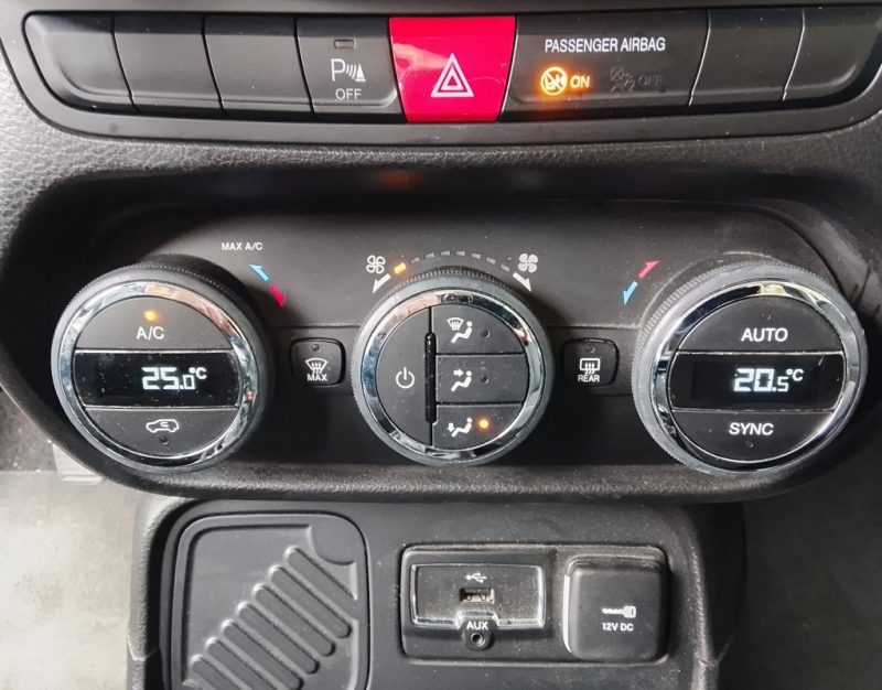 JEEP RENEGADE SUV 1.6 CRD BROOKLYN EDITION 2017