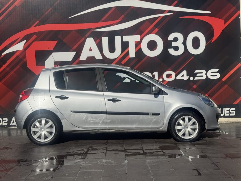 RENAULT CLIO III 1.5 DCI 2006