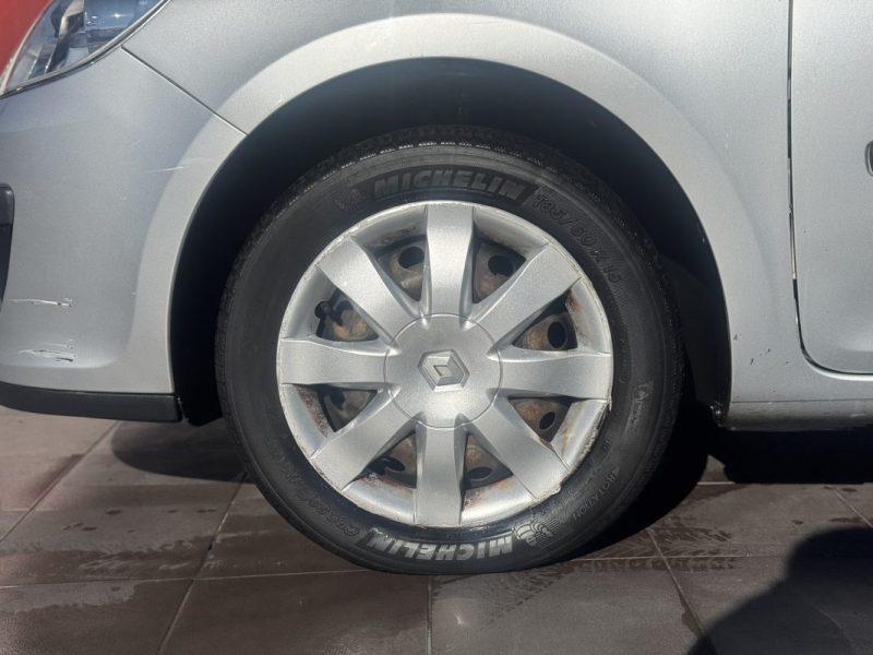 RENAULT CLIO III 1.5 DCI 2006