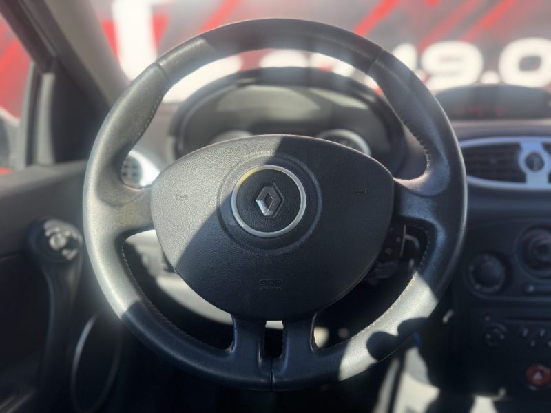 RENAULT CLIO III 1.5 DCI 2006