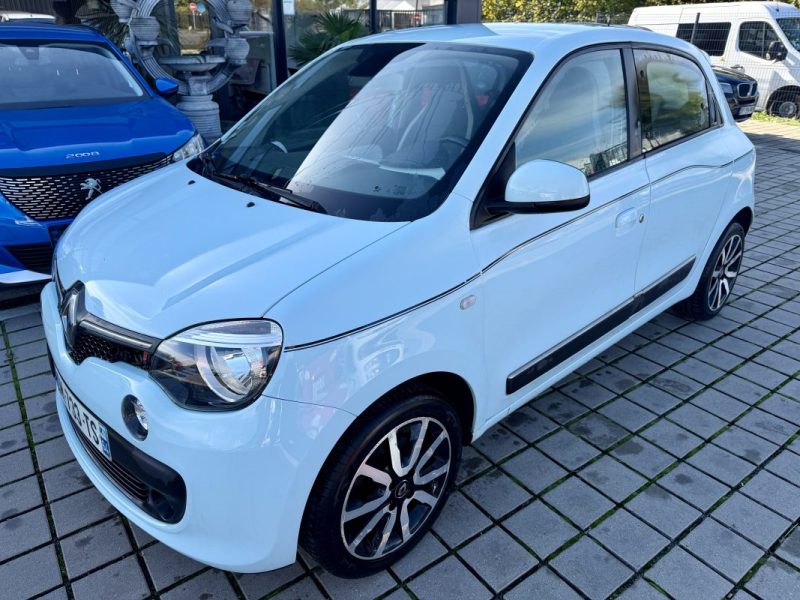 RENAULT TWINGO III 1.0 SCE 70 2014