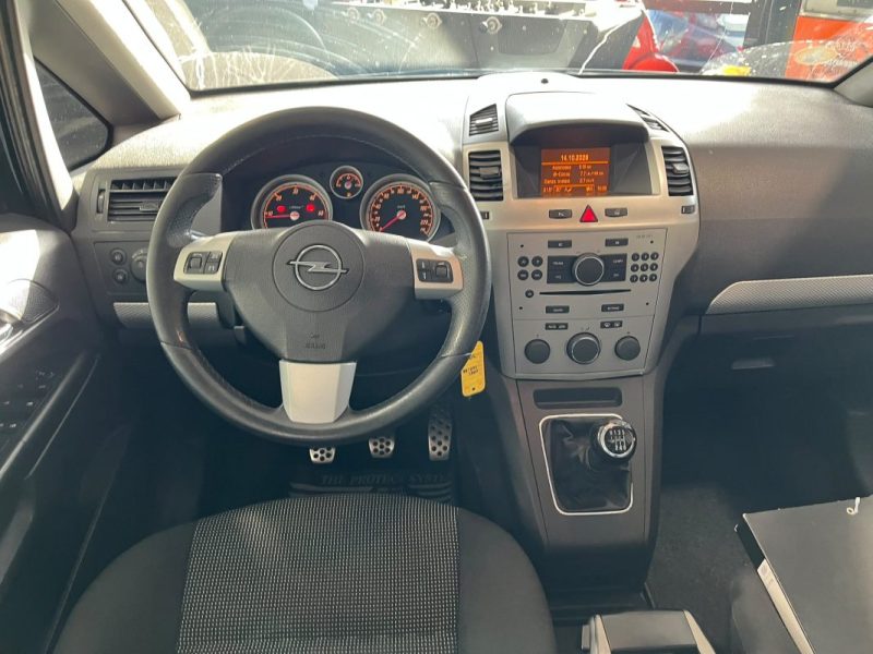 🚗 OPEL ZAFIRA 1.9 CDTI ⚙️ COSMO PACK ❄️ Climatisation 🔗 Attelage