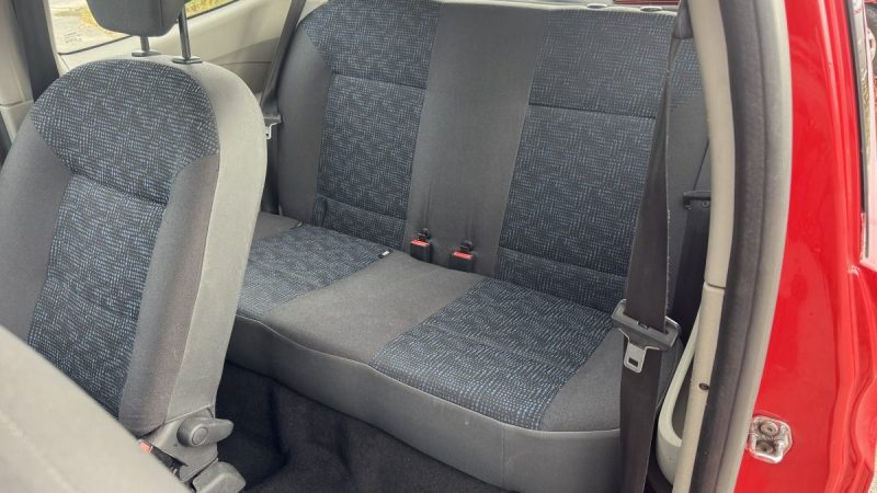 RENAULT TWINGO II 1.2 75CV authentique 