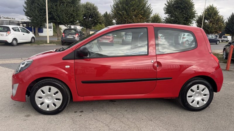 RENAULT TWINGO II 1.2 75CV authentique 