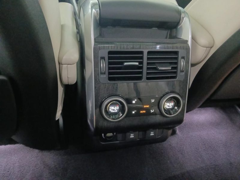 LAND ROVER RANGE ROVER SPORT 5,0 V8 SUPERCHARGED AWD COMMANDSHIFT HSE DYNAMIC 525CH 7PLACES