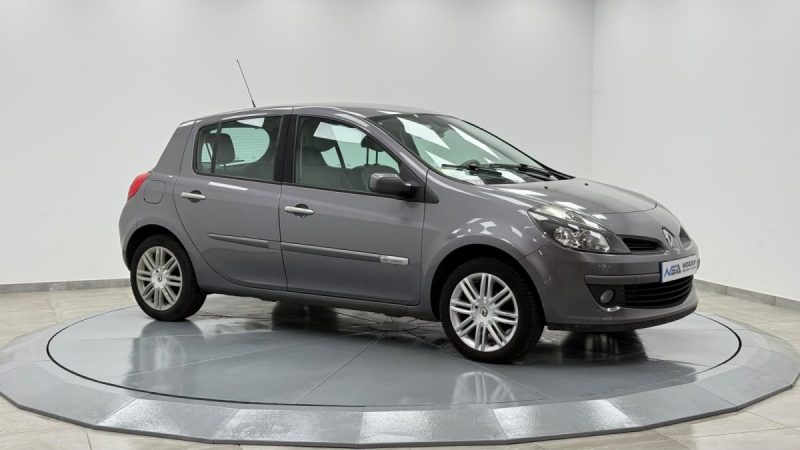 RENAULT CLIO INITIALE 1.2 TCE 100 CV  GARANTIE