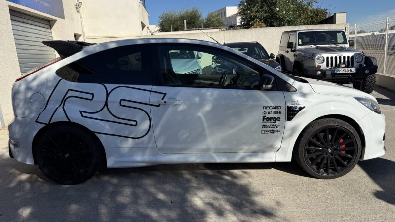 FORD FOCUS II 2.5 RS 305CV 2009 Edition numéroté 