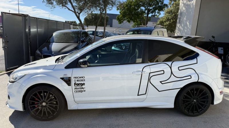 FORD FOCUS II 2.5 RS 305CV 2009 Edition numéroté 
