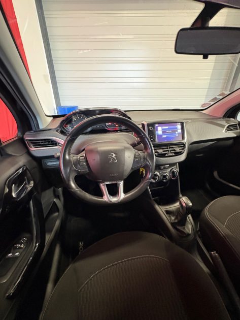 PEUGEOT 208 1.2 VTI 82CH S&S STYLE 
