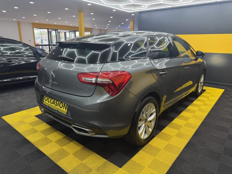 CITROEN DS5 E-HDI 115 SO CHIC ETG6 