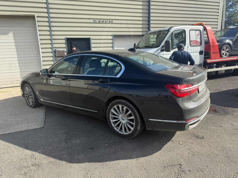 BMW SÉRIE 7 730D XDRIVE EXCLUSIVE – RÉSERVÉE MARCHANDS / EXPORT