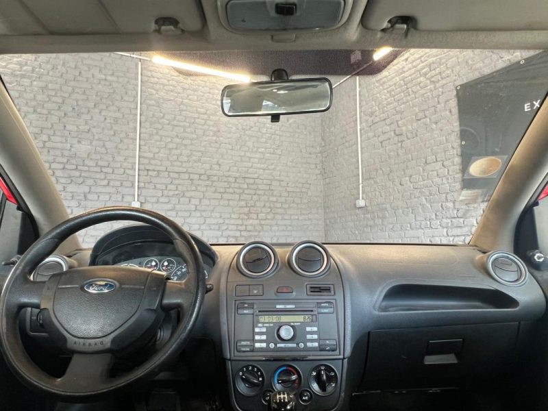 FORD FIESTA 1.4 TDCI AMBIENTE 68CH 