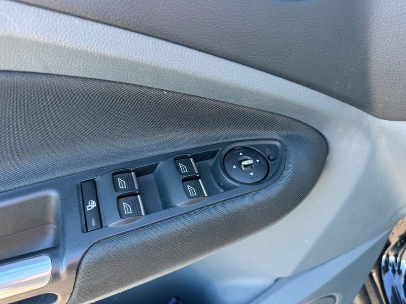 FORD C-MAX II 1.6 TDCI 95CV 2013 SUIVI FORD COMPLET & GARANTIE 6 MOIS