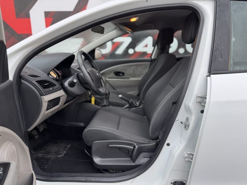 RENAULT MEGANE III 35 PORTES 1.5 DCI 2010