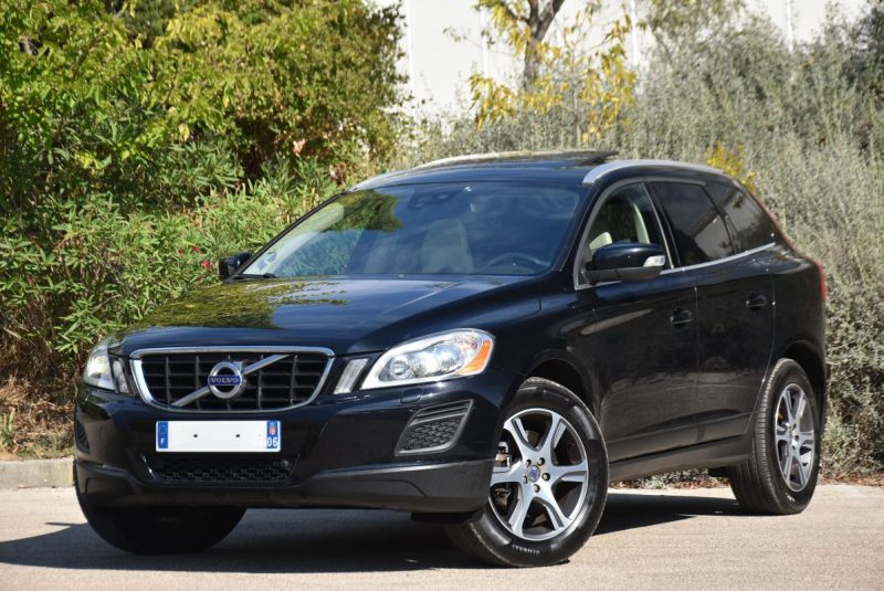 VOLVO XC60 D5 AWD SUMMUM GEARTRONIC  215 