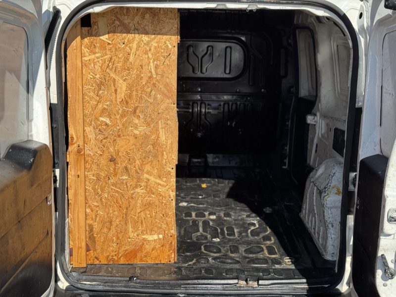 FIAT DOBLO CARGO 1.3 D MULTIJET 2012