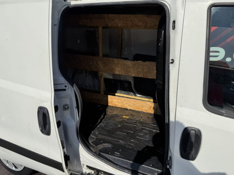 FIAT DOBLO CARGO 1.3 D MULTIJET 2012