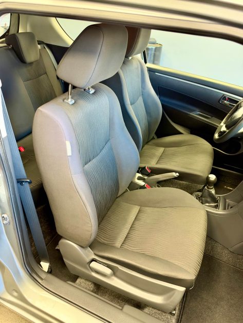 SUZUKI SWIFT IV 1.2 VVT GLX 95 CV  2012