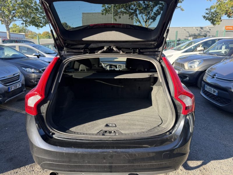 VOLVO V60 D2 1.6 TDI 115 cv - KINETIC 