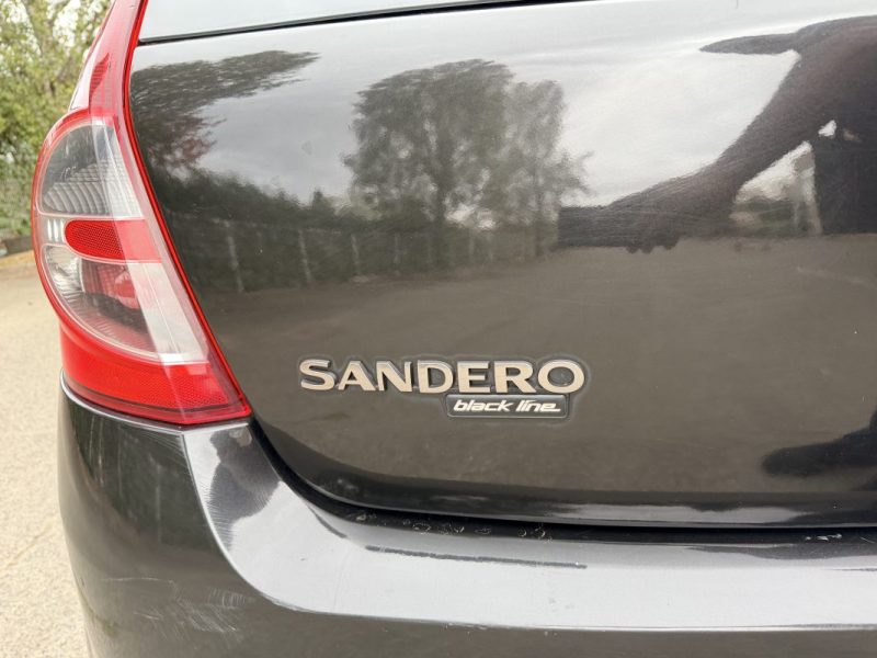 DACIA SANDERO BLACKLINE ÉDITION CLIMATISÉ