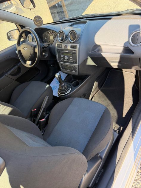 💰 Ford Fiesta 1.4 16V 80 ch – Petit prix 🔥
