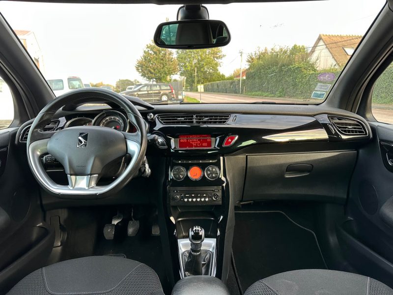 CITROEN DS3 1,6 THP SO CHIC 2011
