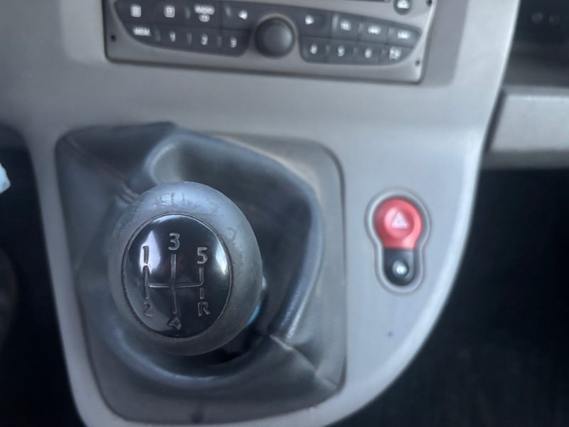 RENAULT KANGOO II 1.5 DCI 70 GENERIQUE 2010