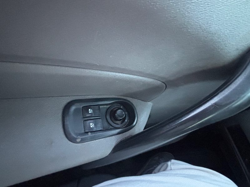 RENAULT KANGOO II 1.5 DCI 70 GENERIQUE 2010