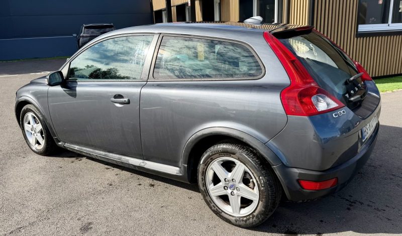 VOLVO C30  2.0 D 136CV KINETIC 