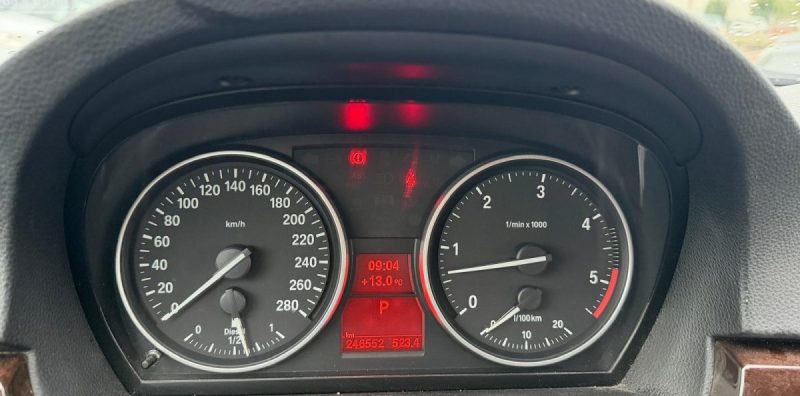 B.M.W. SERIE 3 COUPÉ 3.0 330D XDRIVE 2011