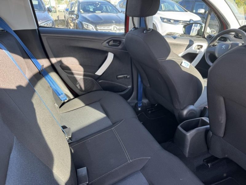 PEUGEOT 208 1.0 PURETECH  68CB BVM7 LIKE 2016