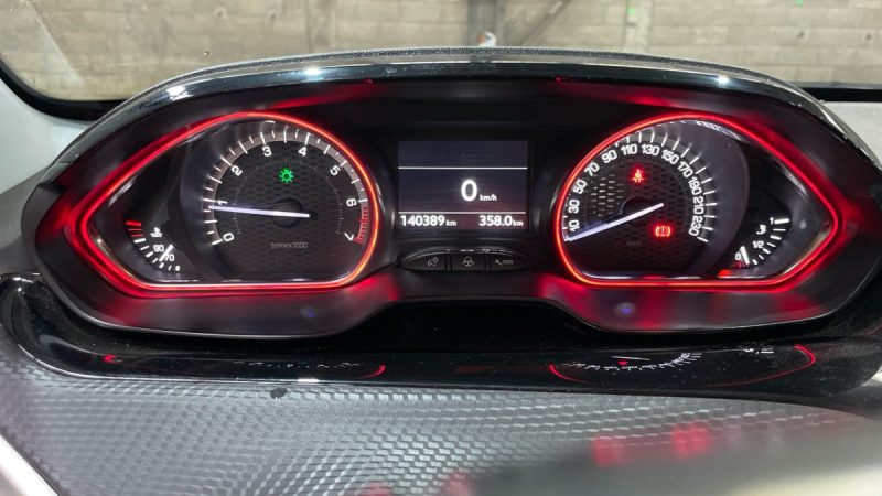 PEUGEOT 2008 I 1.2 VTI 110 2016