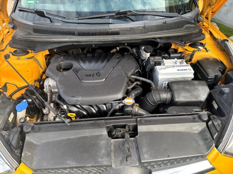 HYUNDAI VELOSTER SPORT 2012