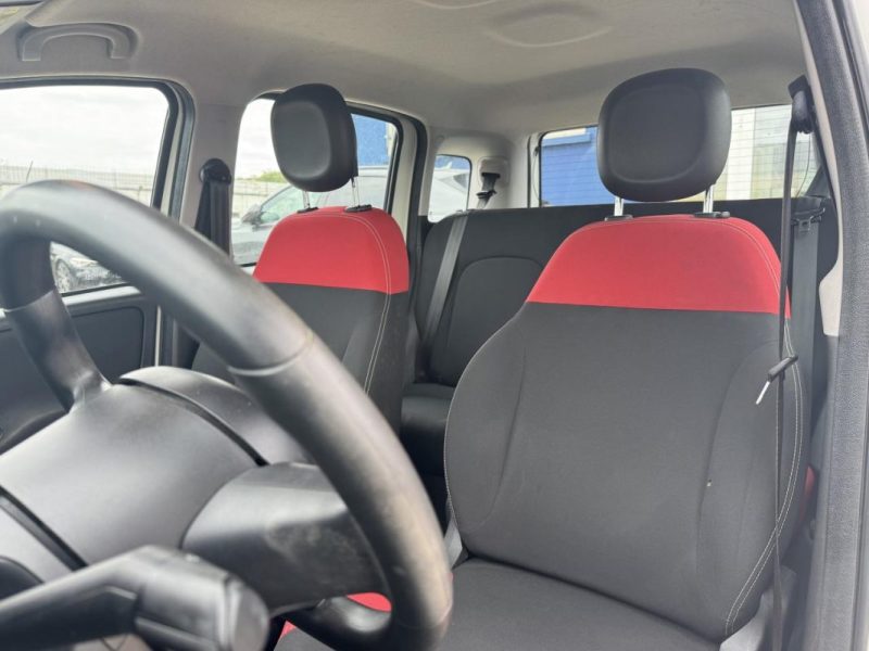 FIAT PANDA 1.2 69 S/S LIGUE 1 CONFORAMA 2019