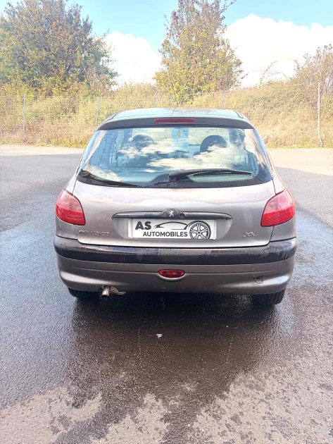 PEUGEOT 206 XR 1.1i 60cv 
