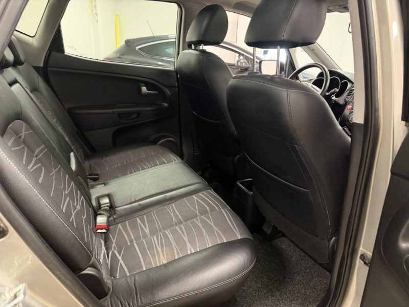 KIA VENGA 1.6 CRDI 115 2013