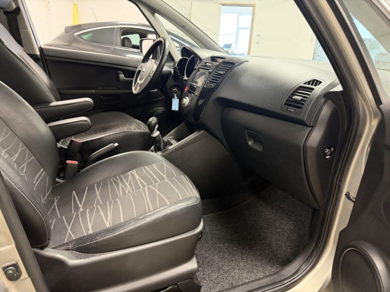 KIA VENGA 1.6 CRDI 115 2013