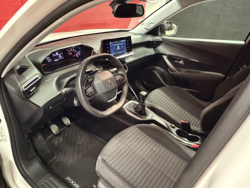 PEUGEOT 2008 II 1.5 BLUEHDI 110CV STYLE - 1ère Main - Excellent état -