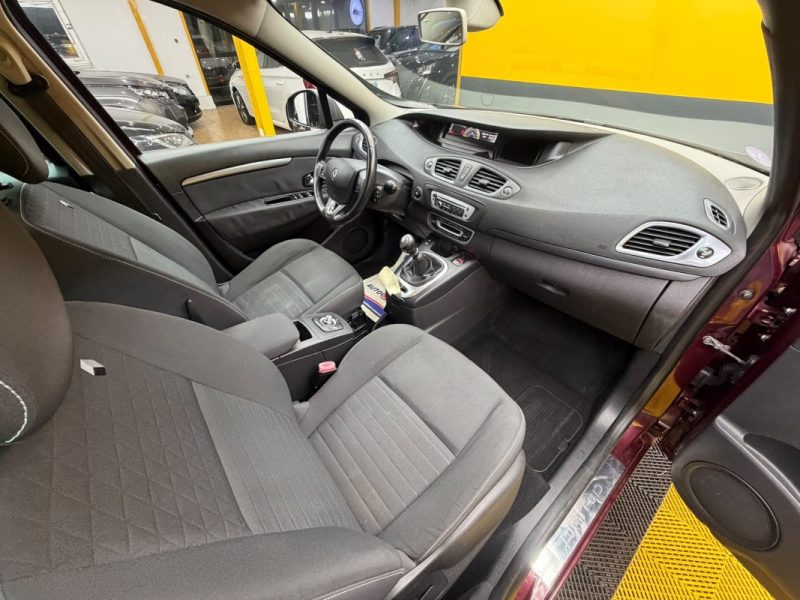 RENAULT MEGANE SCENIC TCE 115 ENERGY LIMITED 
